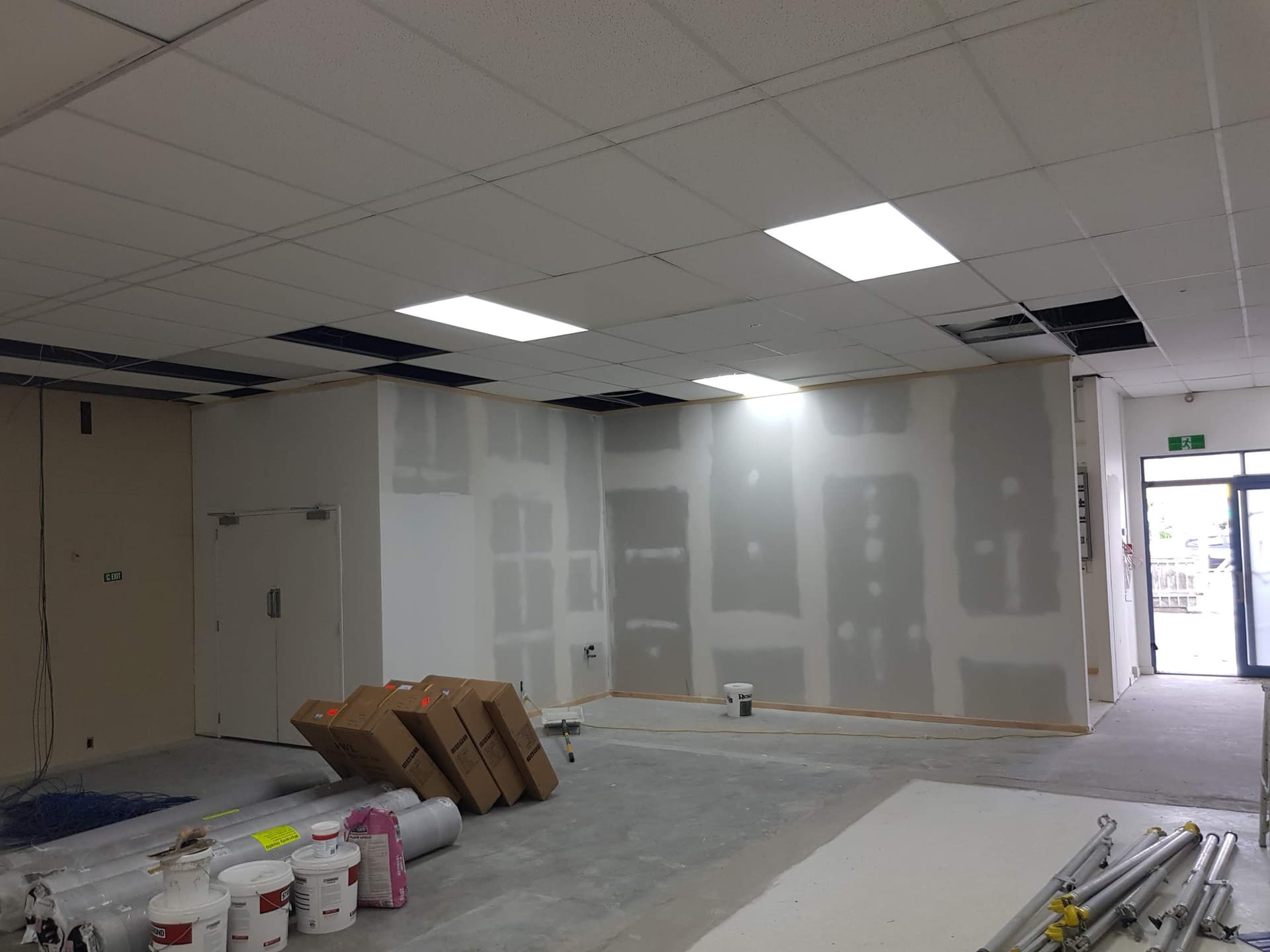 NZS Painting Team at Work