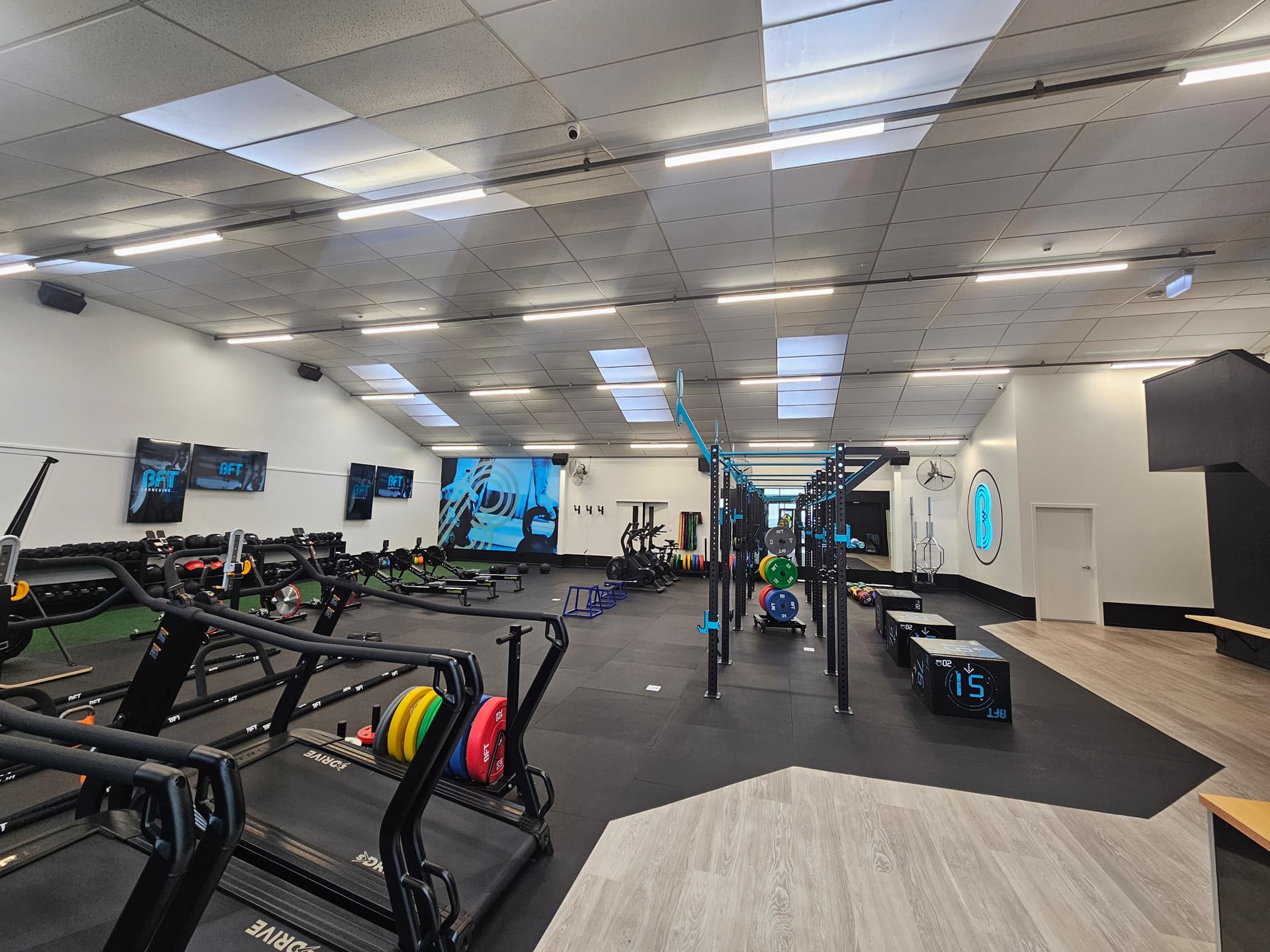 BFT Gym - Complete Interior